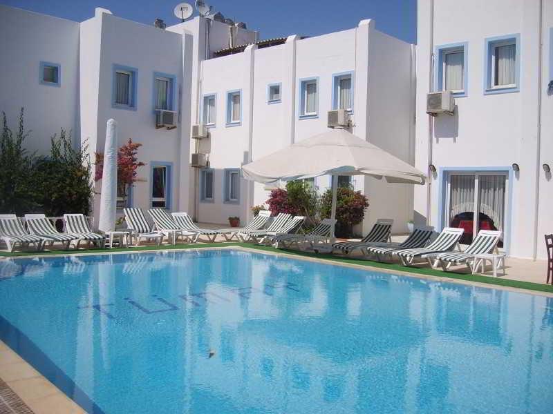 Tuemay Hotel Bitez Exterior photo